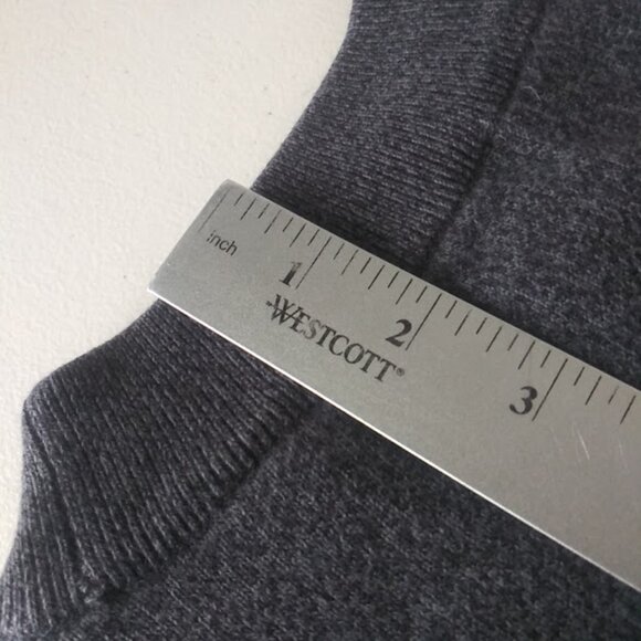 Knightsbridge men's size L dark gray sweater - Picture 11 of 15